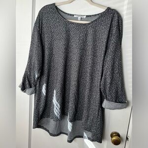 Rose & Olive Charcoal Speckled Scoop-Neck Top with Striped Accents